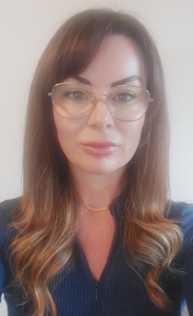 Carlie Titmus, integrative counsellor and therapist